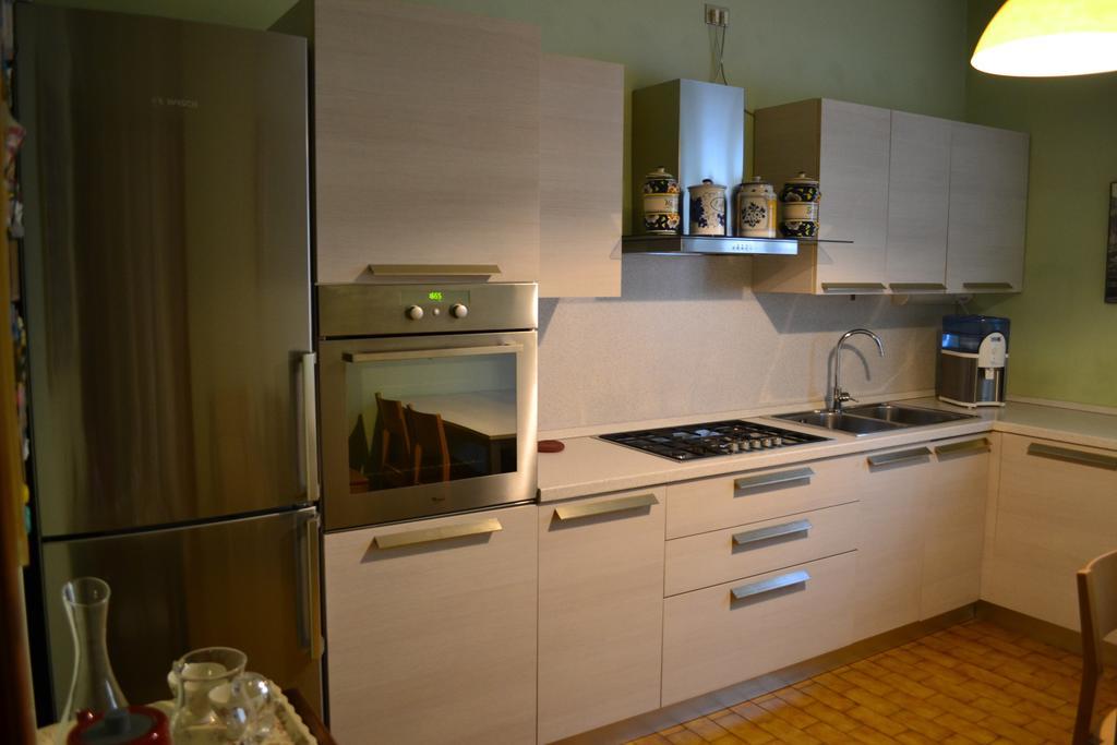 Le Bouganville Apartment Desenzano del Garda Luaran gambar