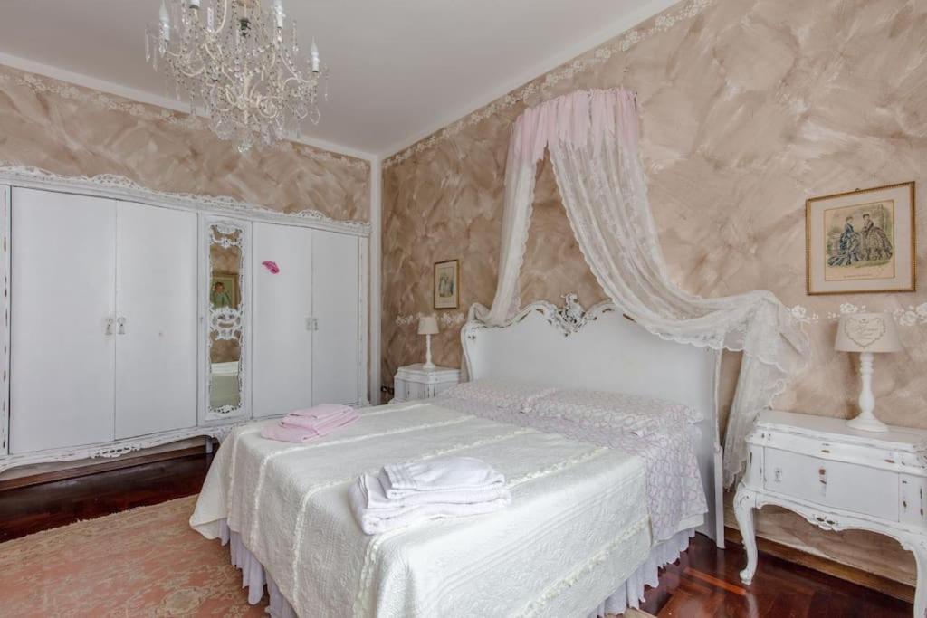 Le Bouganville Apartment Desenzano del Garda Luaran gambar