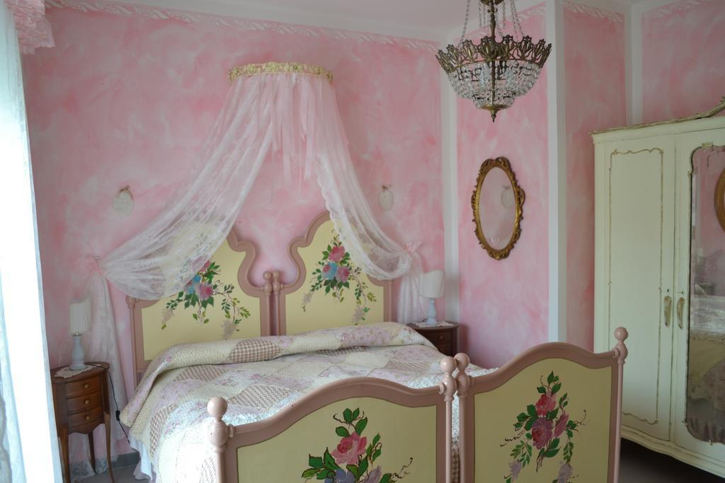 Le Bouganville Apartment Desenzano del Garda Luaran gambar