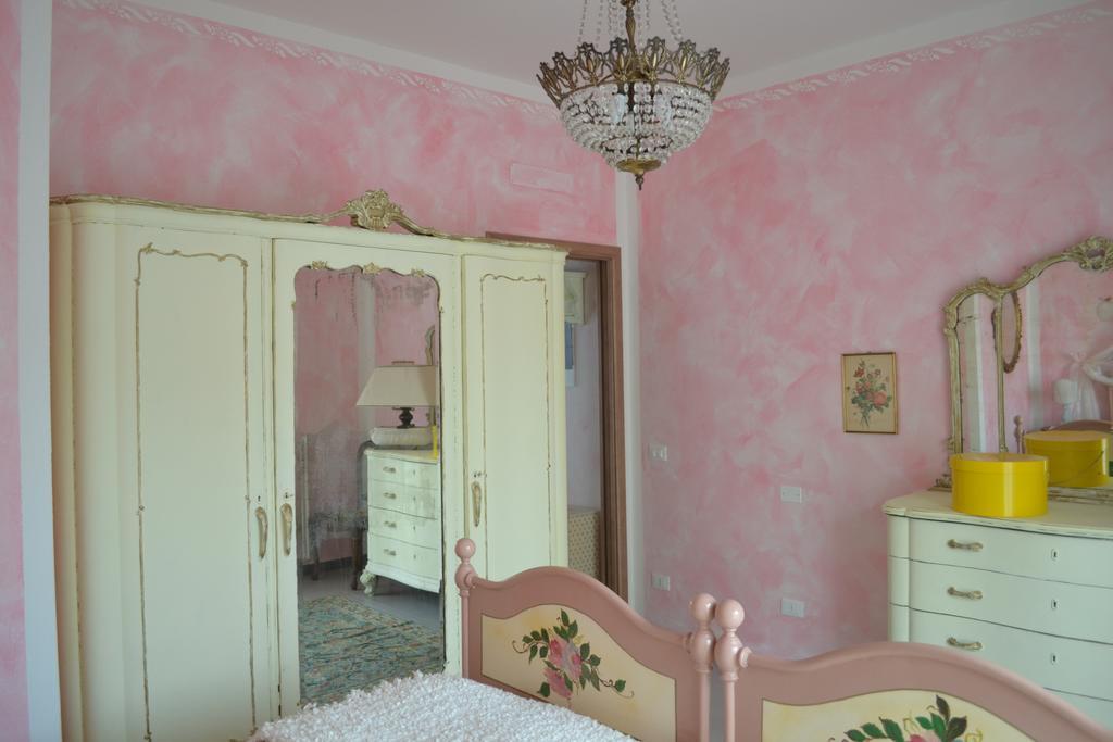 Le Bouganville Apartment Desenzano del Garda Luaran gambar