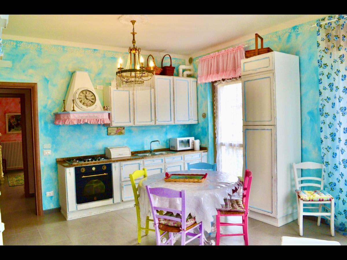 Le Bouganville Apartment Desenzano del Garda Luaran gambar