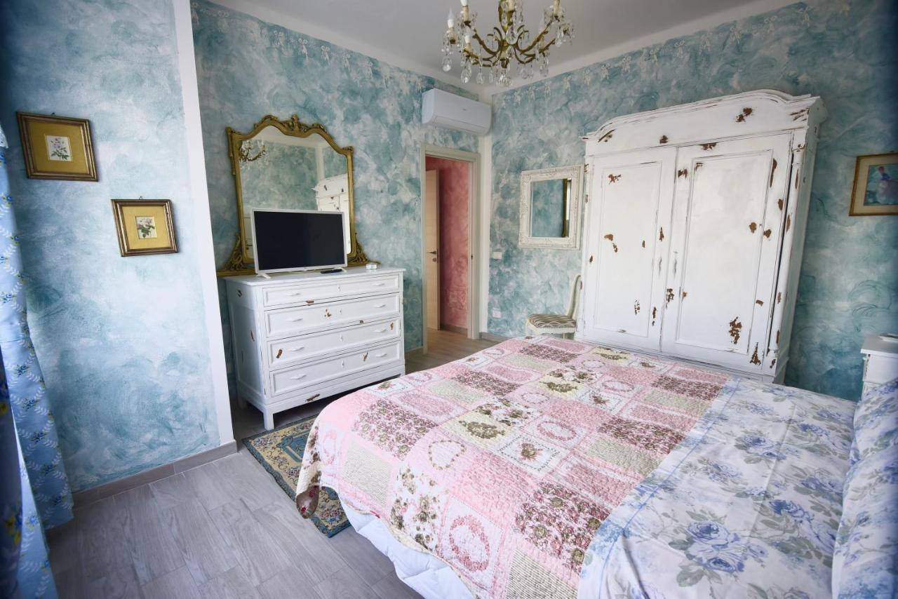 Le Bouganville Apartment Desenzano del Garda Luaran gambar
